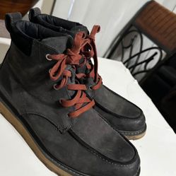 Men’s Sorel Boots Size 10