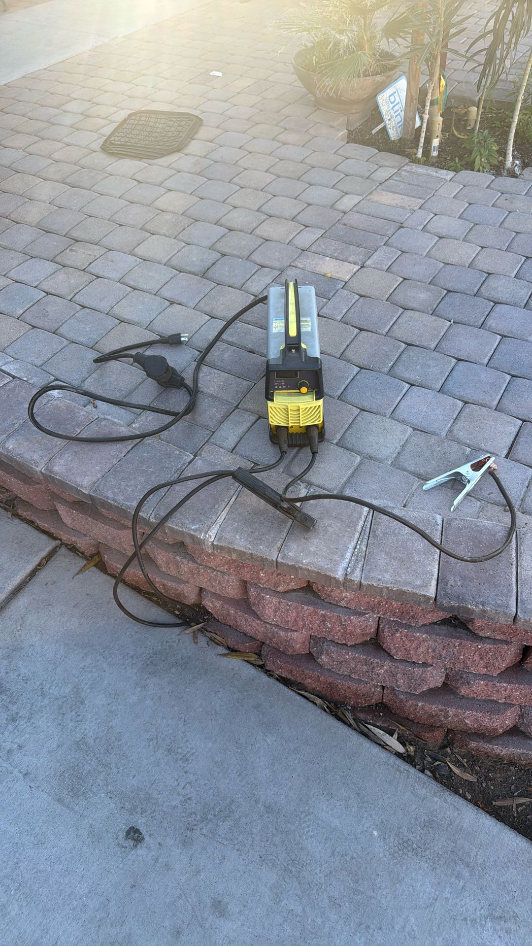 Mini Stick Welder For Small Jobs