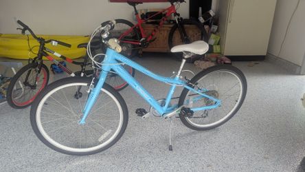 Guardian 24" kids bike. 7 speed.