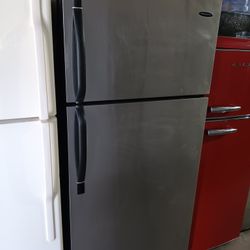 Frigidaire Refrigerator Top And Bottom Stainless Steel Works Good 