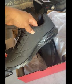 Hola mi gente tengo estos zapatos si les interesa mándeme txt