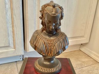 Vtg.Classic Style Desk Mantel Table Clock Angelica Maria Bust Heavy 19.5” Tall