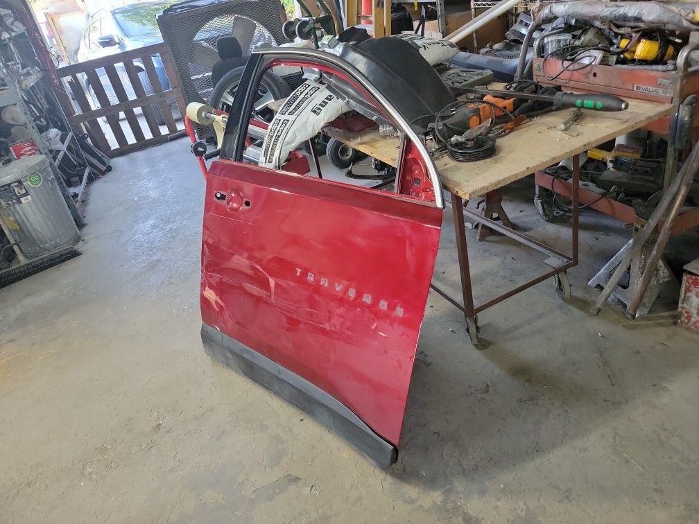 Traverse Door