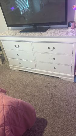 dresser