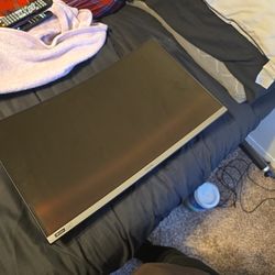 27" Curved Gaming Monitor (LC27FG3FQNXZA) – 1080p, 144Hz