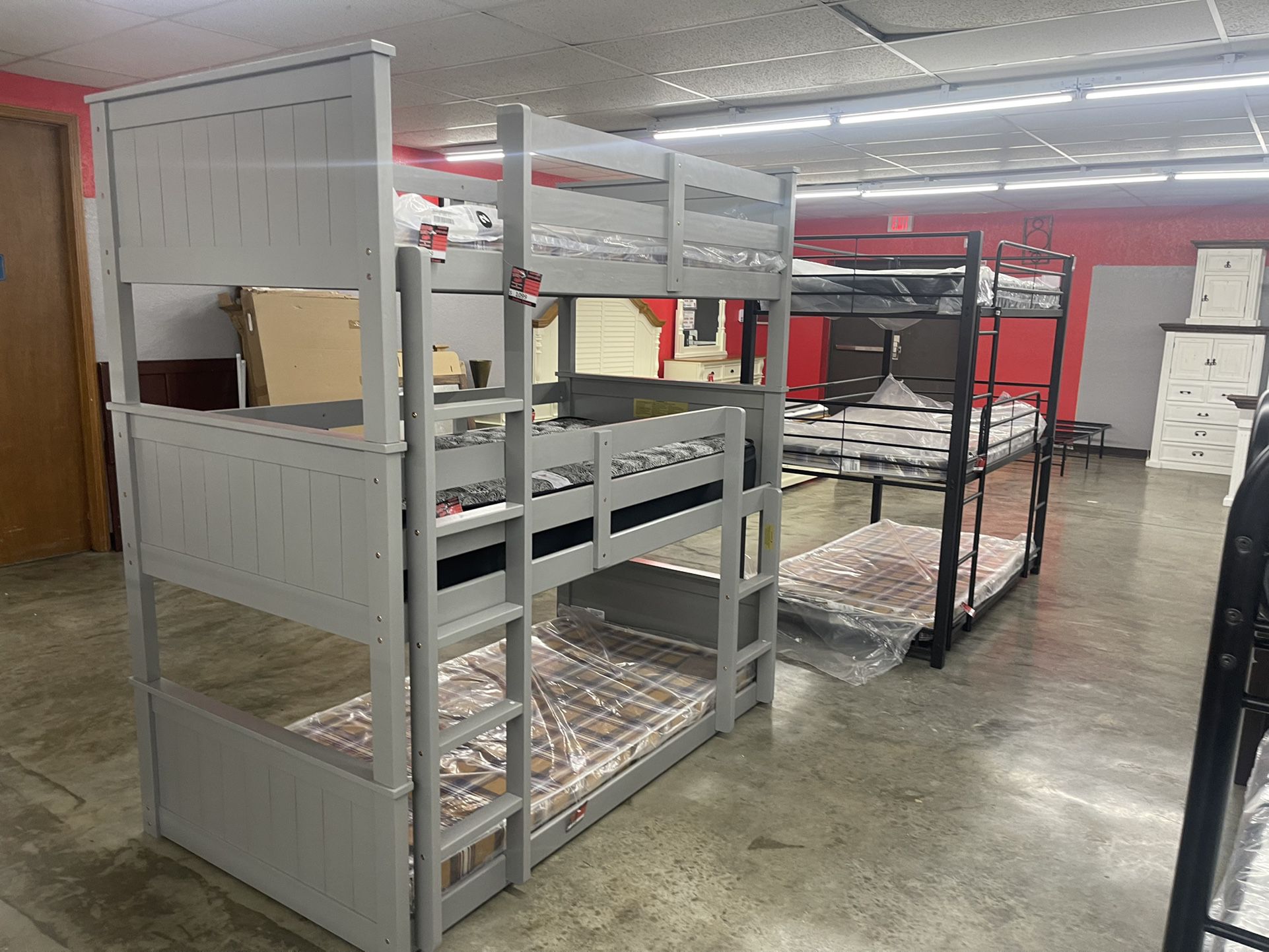 Triple Decker Bunk Bed On Sale Now!!! $1 Down Everyone Is Approved ✅