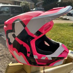 Girls motocross helmet 