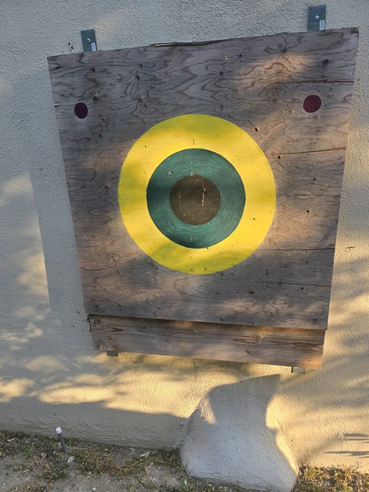 Large Axe Or Knife THROWING target