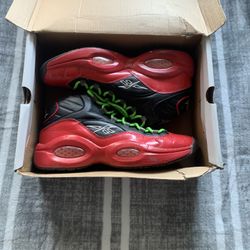 Men's Reebok Question Mid Street Sleigh Basketball Shoes 76ers Bred US size 11.5 