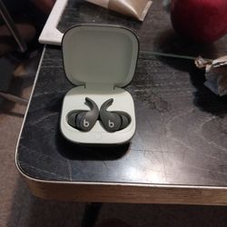 Beats By Dre Ear Buds