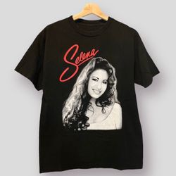 VINTAGE STYLE “SELENA” TEE SIZE S,M,L,XL,2XL