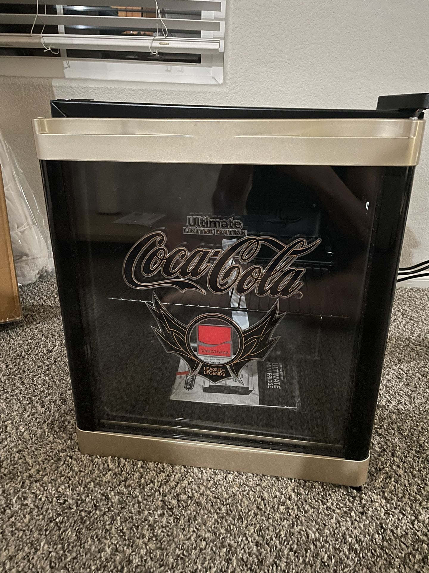 Cooluli x League of Legends Mini Fridge – 48L Coca-Cola Limited