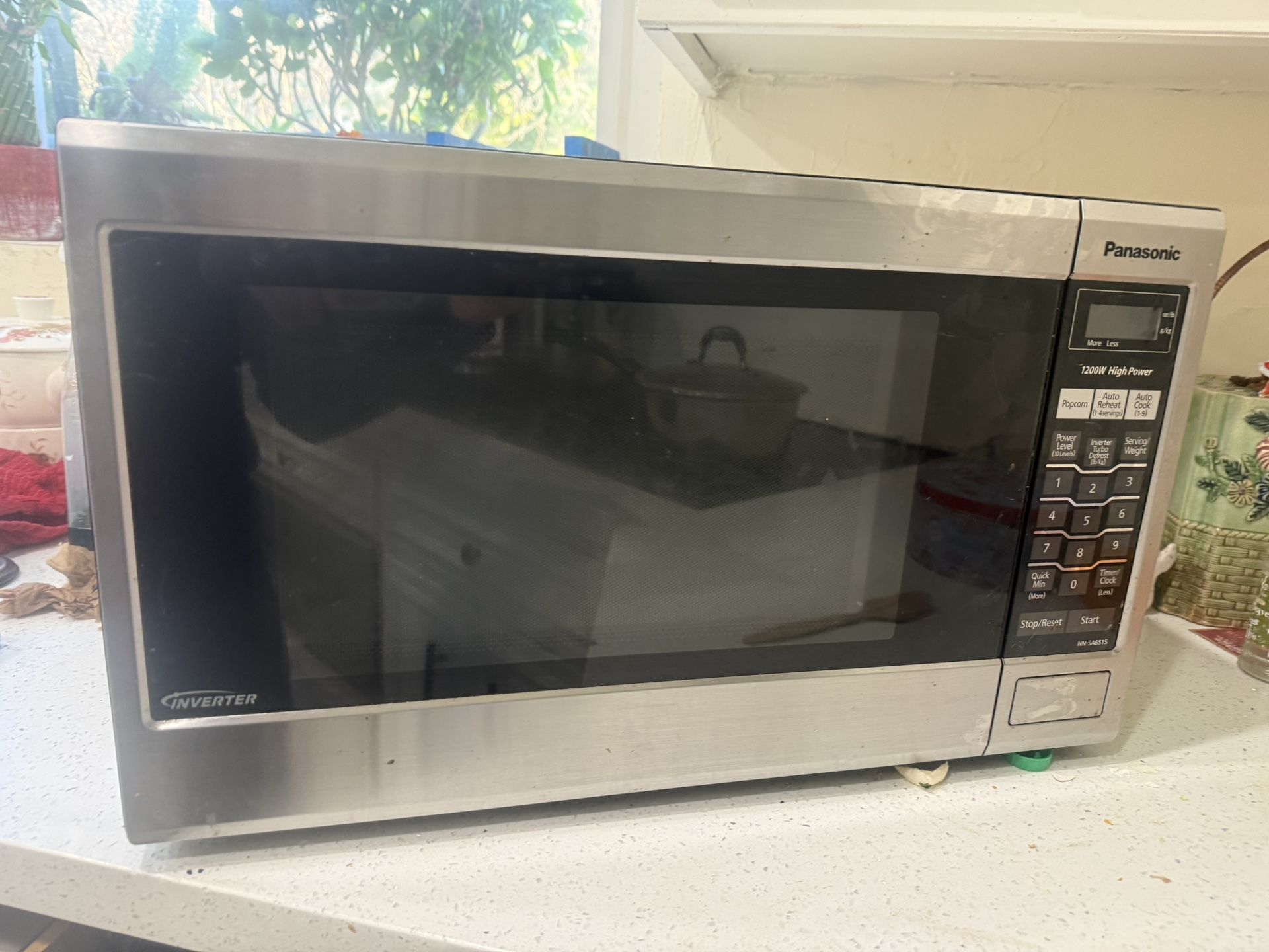 Panasonic Microwave 1200 Watts