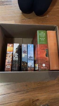 Jean M Auel books