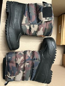 Used good condition - Ralph Lauren Boys Olive Harpyr Camo Winter Boots size 13