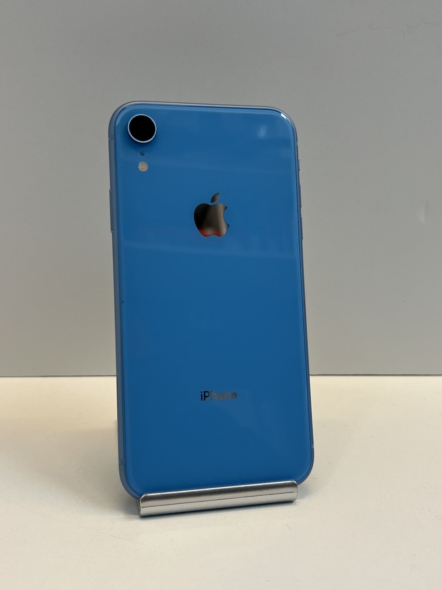 iPhone XR 64G Apple iPhone XR 64gb On EMI Without Credit Card