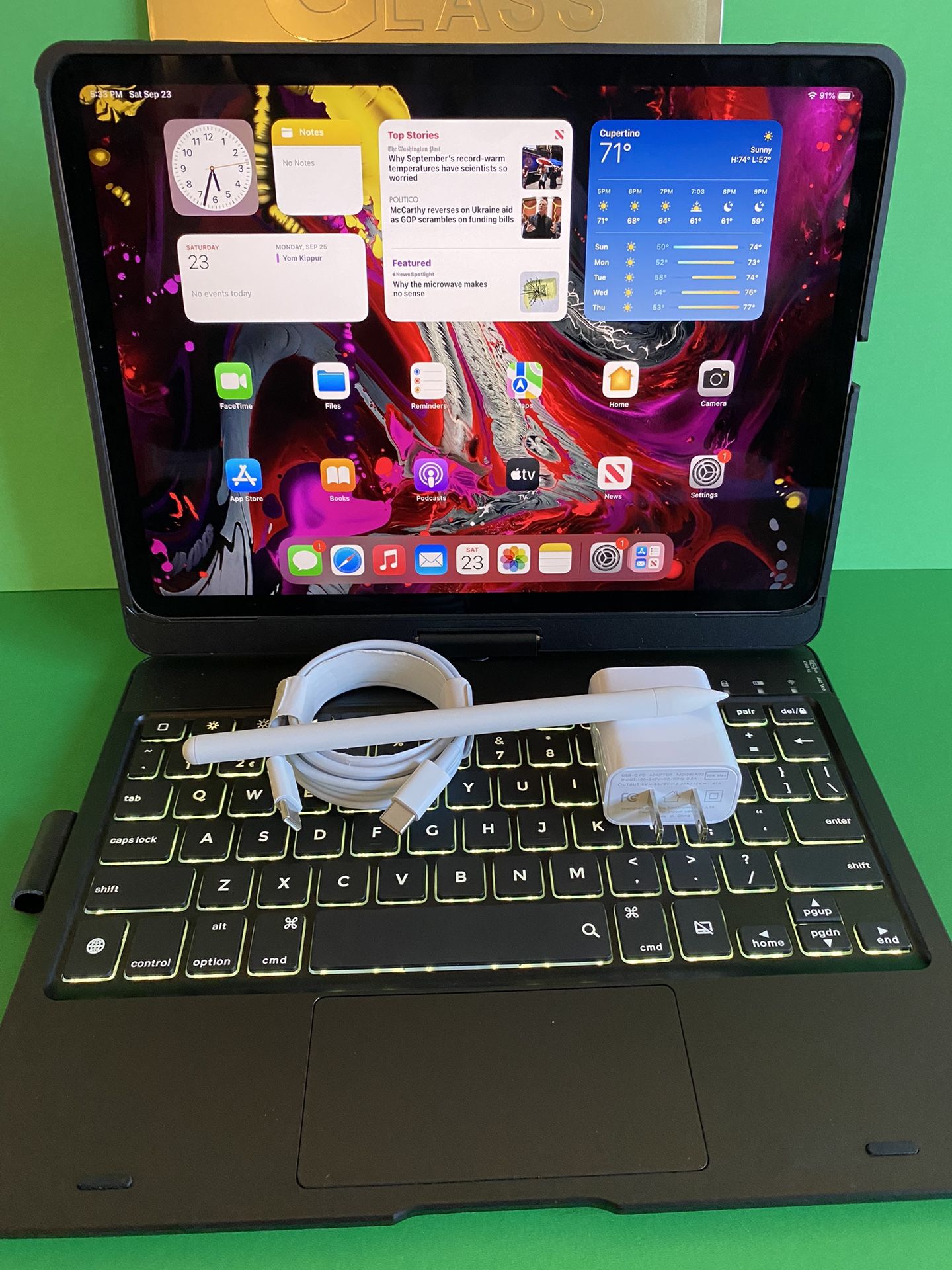 Apple IPad Pro 11” (Face ID / Liquid Retina / 2018 Model ) 64GB with Keyboard case stylus pen & Accessories (256GB $469)