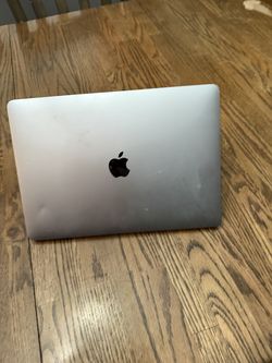 MacBook Pro apple