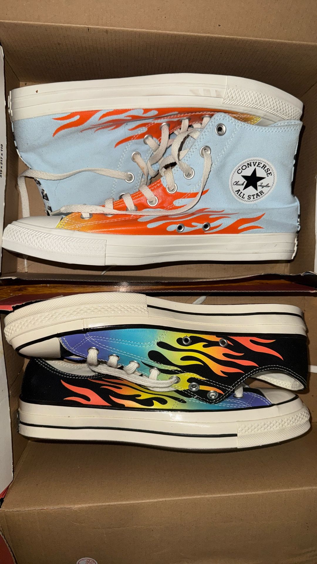 CONVERSE CHUCK TAYLOR (2 PAIRS)