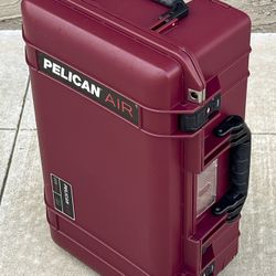 PELICAN 1535 Air TRVL With Padded Divider Set