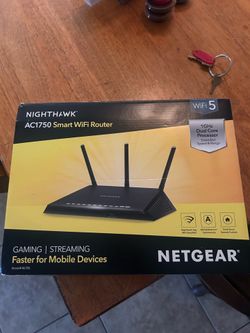NETGEAR NIGHTHAWK AC1750 WiFi Router