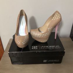 Andrea Tan Platform Heel Size 6.5