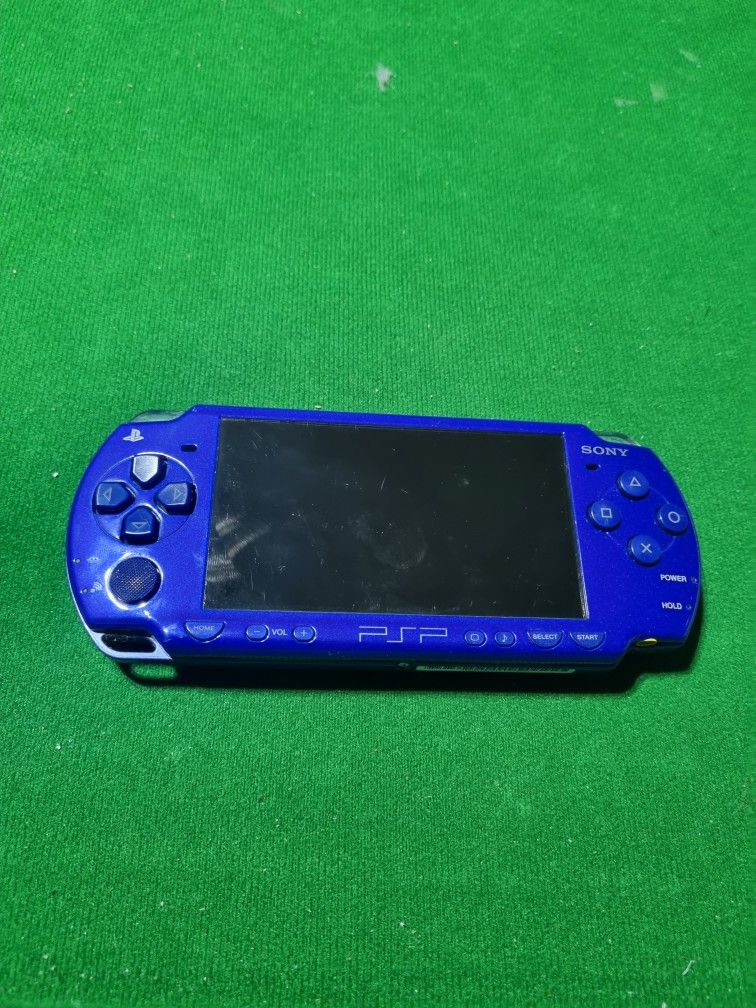 PSP 1000 2000 3000 Various Colors. Refurbished... CFW