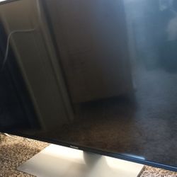 43" Computer Monitor*ViewSonic 