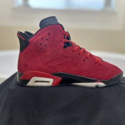 Air Jordan Retro Size 9.5m.    9.5m.   129$