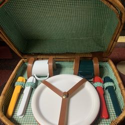 Picnic Basket 