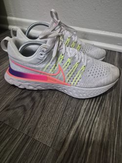 Women's Nike React Infinity Run Flyknit 2 running shoes Size 11