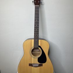 Yamaha Acoustic Guitar 🎶