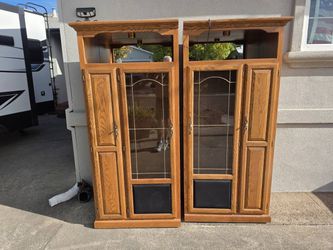 Oak Entertainment Center With Leaded-Glass Display Cabinets