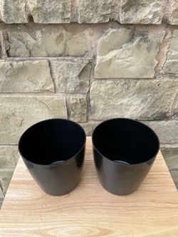Set Of 2 Black Planters