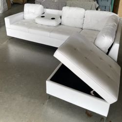 New Sectional Cup holder/storage Chaise We Finance $39 Initial Payment 