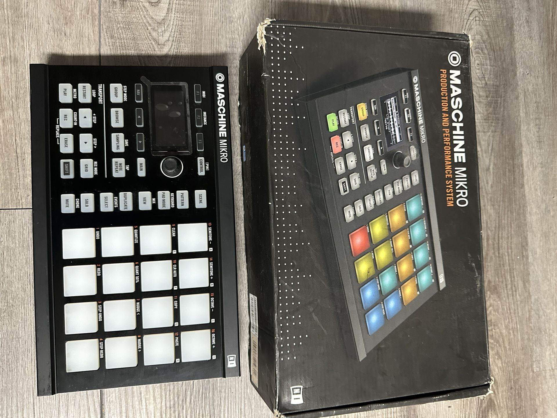 Maschine Mikro MK2 Production And Performance System