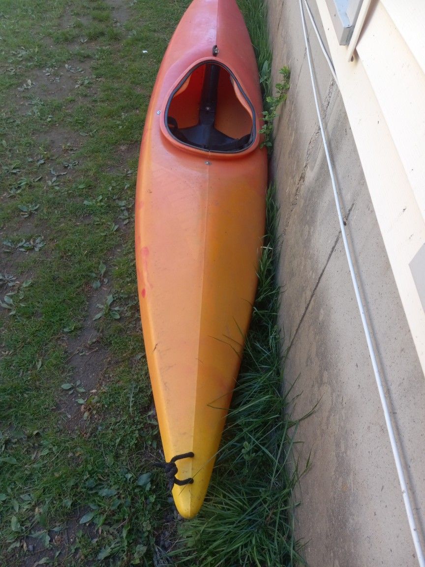 11.5 Ft   Kayak