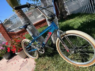 GT Dyno 90’s Bmx 20”      RedLine Mongoose elf