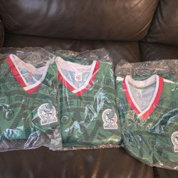 MEXICO JERSEY'S MEN'S SIZE MEDIUM & LARGE NEW IN PACKAGE 