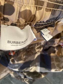 Burberry London England Shorts Size Small