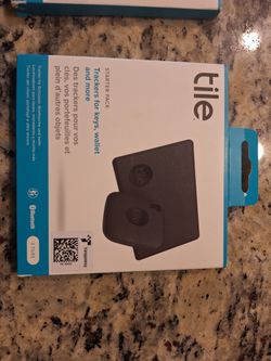 Life360 Tile Tracker Starter Kit