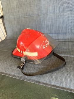 VTG Firefighter Helmet Cairns & Brother N660C Metro - Fire Rescue