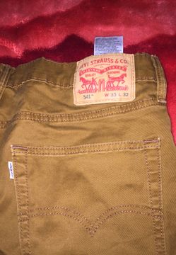 Levi’s pants size L greats condition