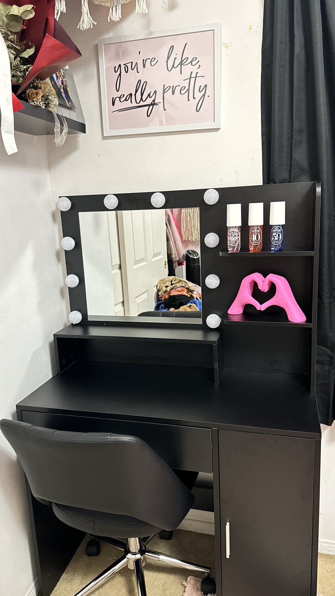 Black Makeup Vanity Desk With Mirror And Lights 