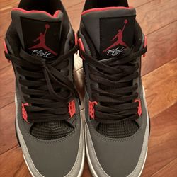 Air Jordan ( Size 10 )