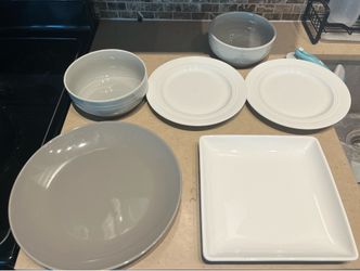 Plates & Bowls set