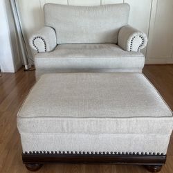 Oversized Chair with Ottoman