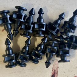 Sprinter Van Rear Tail Lights Mounting Clips