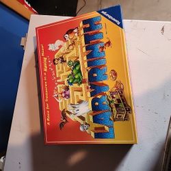 LABYRINTH  BOARD GAME 