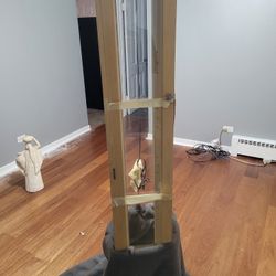 Cerrito Cabnet with lighting. Ash Wood Frame